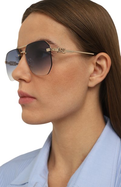 Солнцезащитные очки DSQUARED2 синего цвета по цене 34700 руб., арт. D20103 LKS, фото 2 Солнцезащитные очки DSQUARED2, арт. D20103 LKS, фото 2