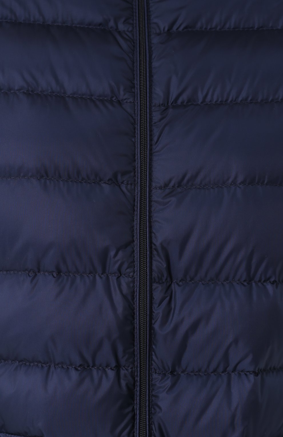 Стеганый пуховик с воротником-стойкой MONCLER синего цвета по цене 47100 руб., арт. C1-093-45379-99-53048, фото 5 Стеганый пуховик с воротником-стойкой MONCLER, арт. C1-093-45379-99-53048, фото 5