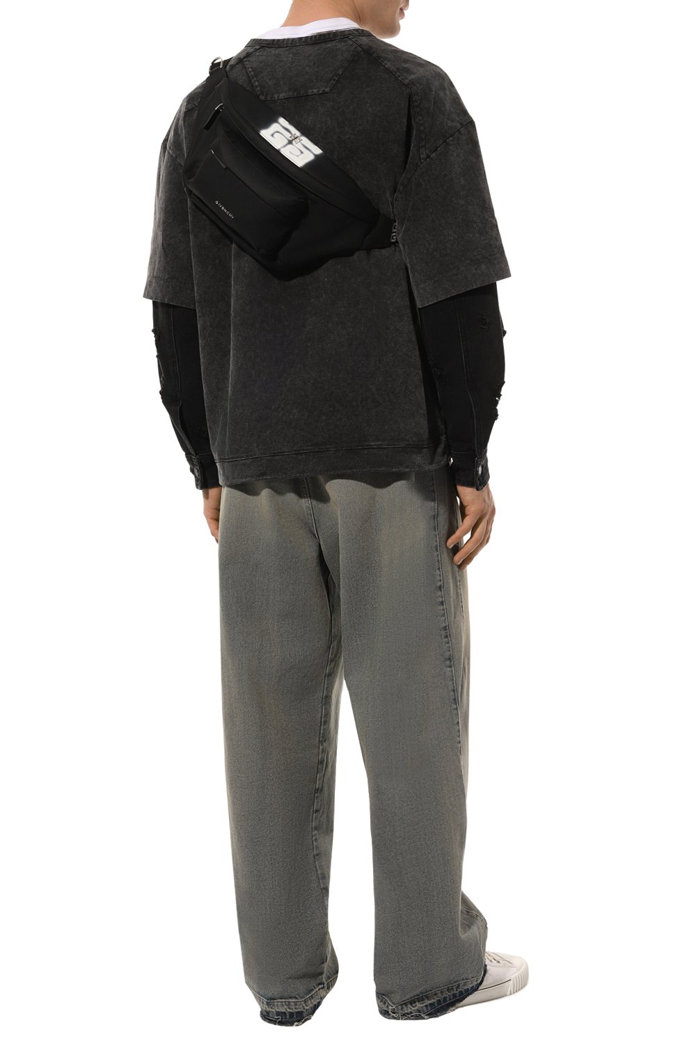 Текстильная поясная сумка essential u GIVENCHY черного цвета по цене 127000 руб., арт. BKU01Z/K1E6, фото 7 Текстильная поясная сумка essential u GIVENCHY, арт. BKU01Z/K1E6, фото 7