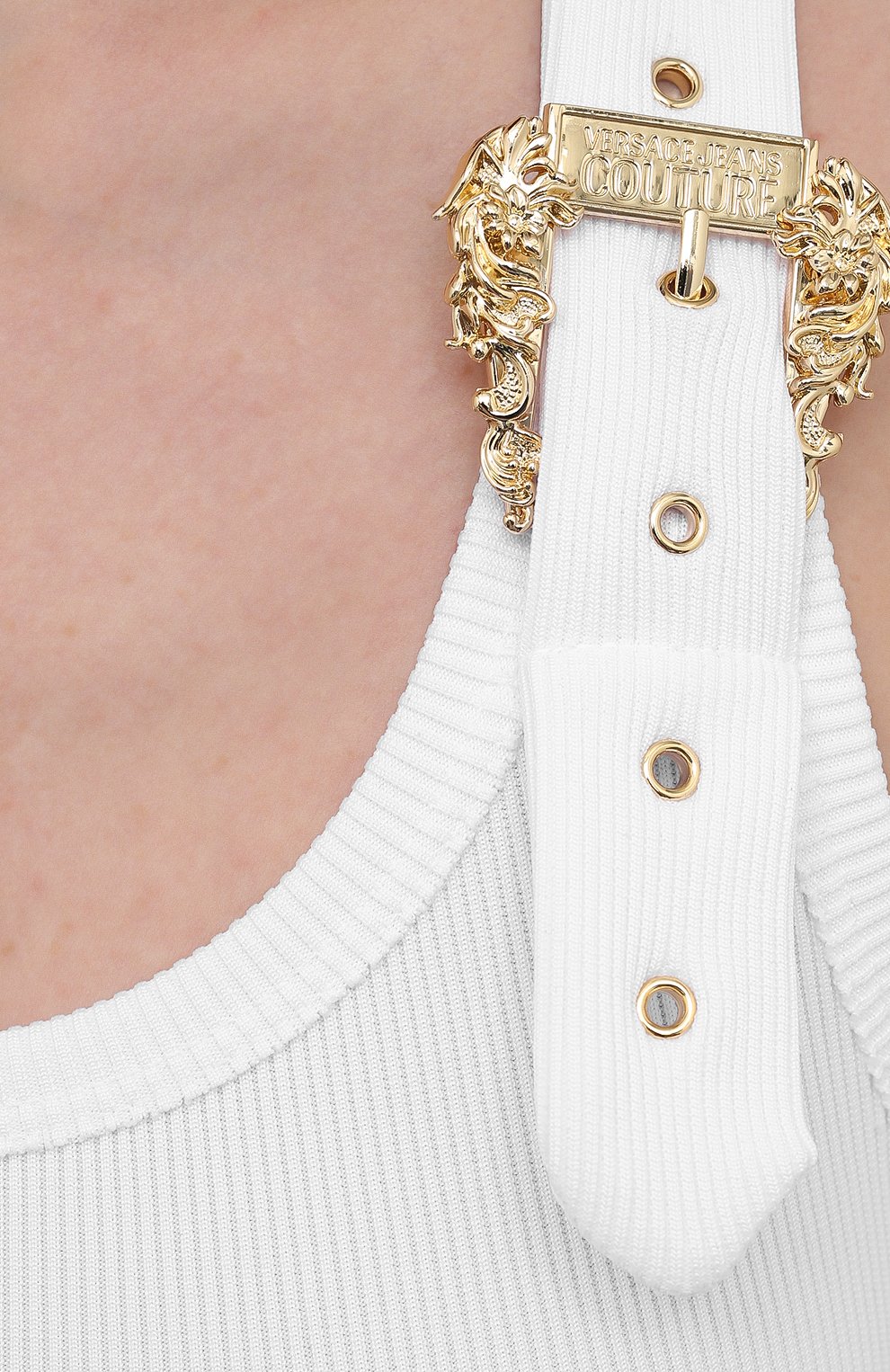 Топ VERSACE JEANS COUTURE белого цвета по цене 22650 руб., арт. D3HWA651-WDP621/10615, фото 5 Топ VERSACE JEANS COUTURE, арт. D3HWA651-WDP621/10615, фото 5