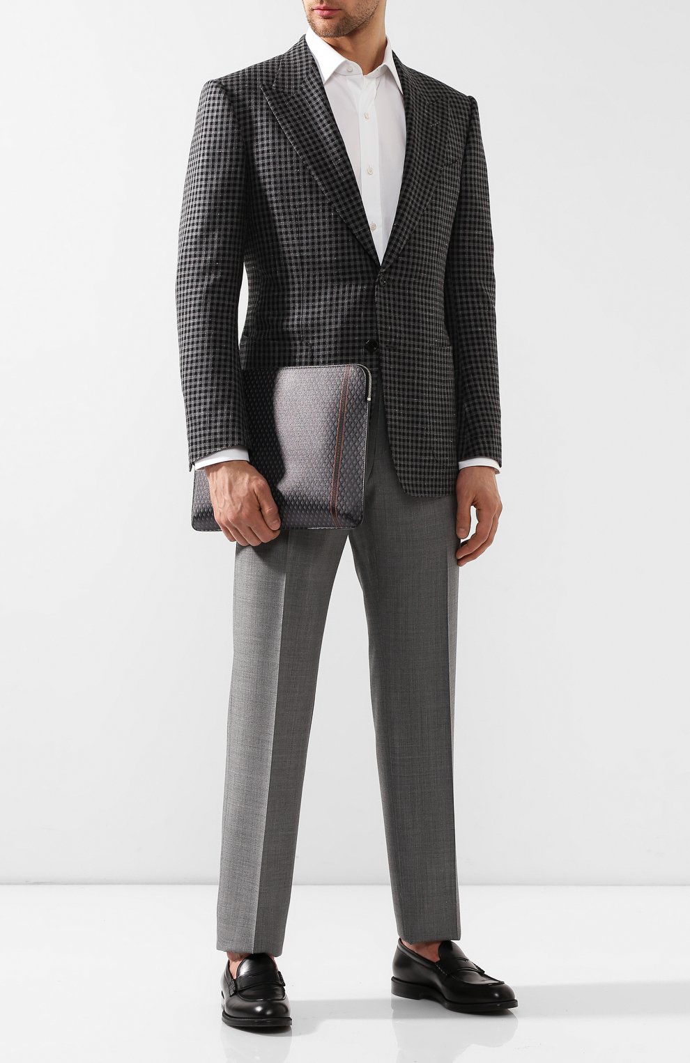 Текстильная папка для бумаг DUNHILL серого цвета по цене 44050 руб., арт. DU19R3865CC, фото 2 Текстильная папка для бумаг DUNHILL, арт. DU19R3865CC, фото 2