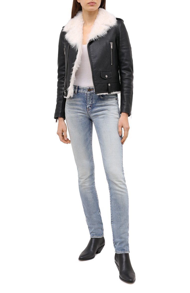 Женская кожаная куртка SAINT LAURENT черного цвета, арт. 633866/YCDD2 | Фото 2 (Длина (верхняя одежда): Короткие; Рукава: Длинные; Женское Кросс-КТ: Замша и кожа; Кросс-КТ: Куртка, Утепленные; Материал утеплителя: Натуральный мех; Материал внешний: Натуральная кожа; Автоматизация состава: Проставлено; Автоматизация ТО: Проставлено)