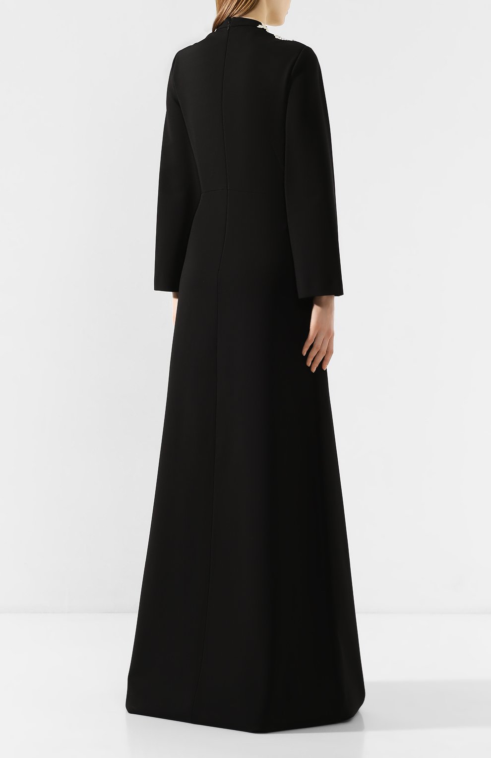 Платье-макси GUCCI черного цвета по цене 424500 руб., арт. 605062/XJB8S, фото 4 Платье-макси GUCCI, арт. 605062/XJB8S, фото 4