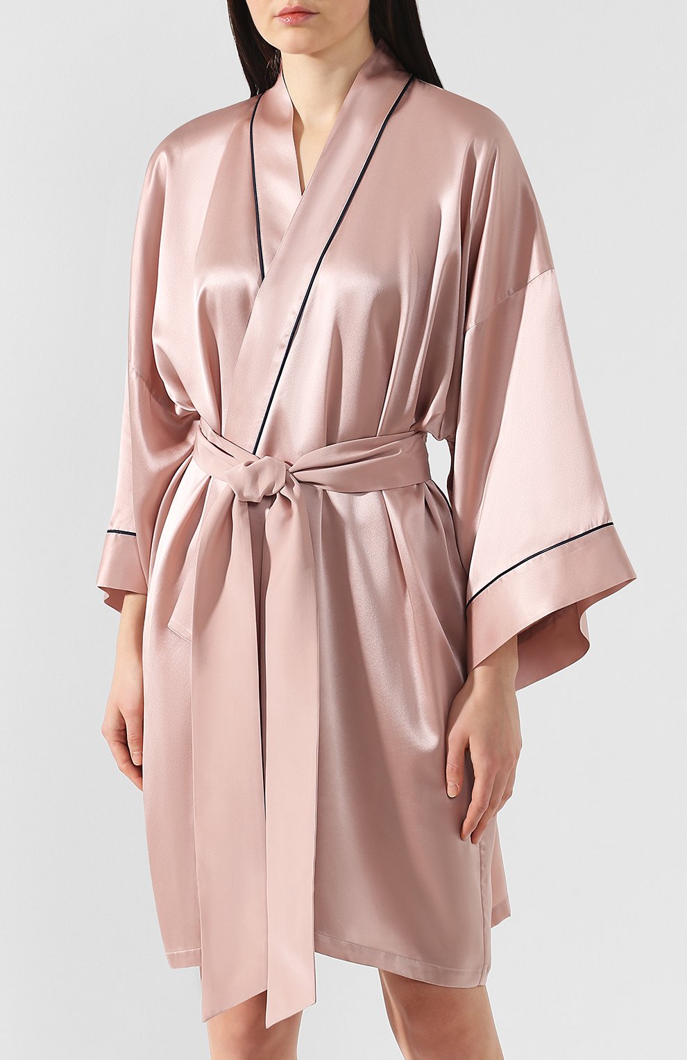 Шелковый халат OLIVIA VON HALLE светло-бежевого цвета по цене 43200 руб., арт. CT0024, фото 3 Шелковый халат OLIVIA VON HALLE, арт. CT0024, фото 3
