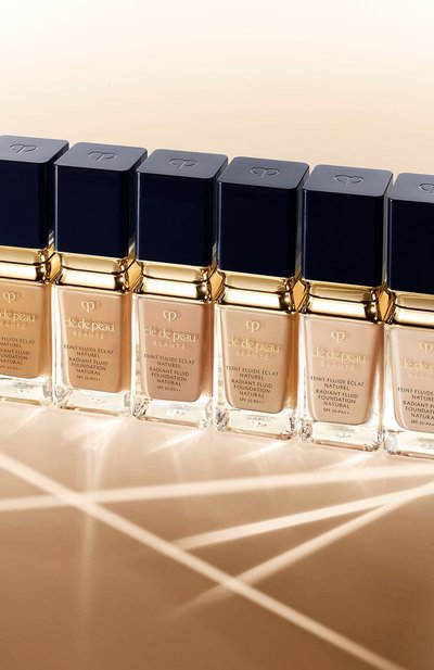 Тональный флюид для естественного сияния кожи, b00 (35ml) CLÉ DE PEAU BEAUTÉ, арт. 16791CP, фото 5