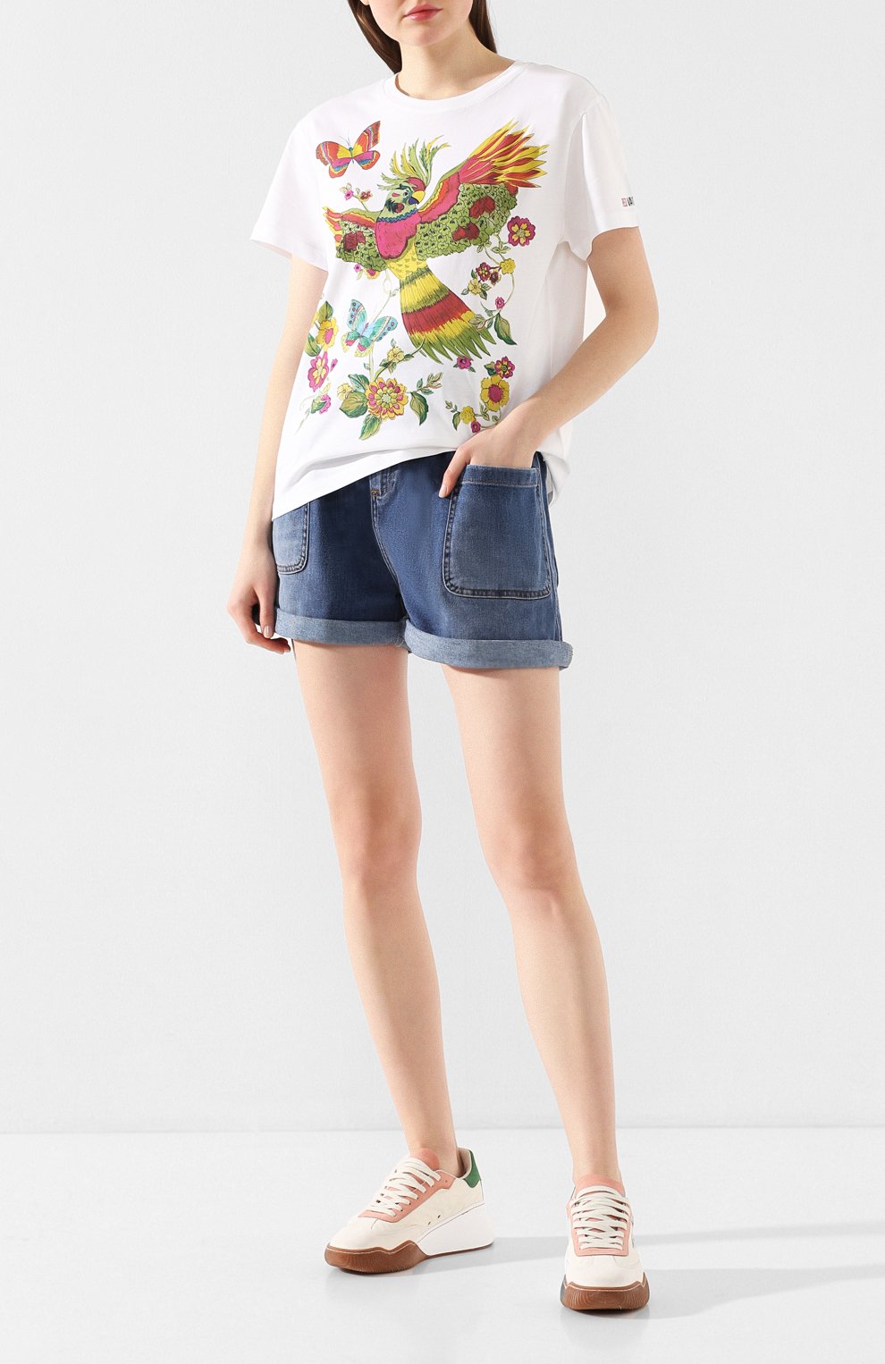 Хлопковая футболка REDVALENTINO белого цвета по цене 14450 руб., арт. TR0MG06B/544, фото 2 Хлопковая футболка REDVALENTINO, арт. TR0MG06B/544, фото 2