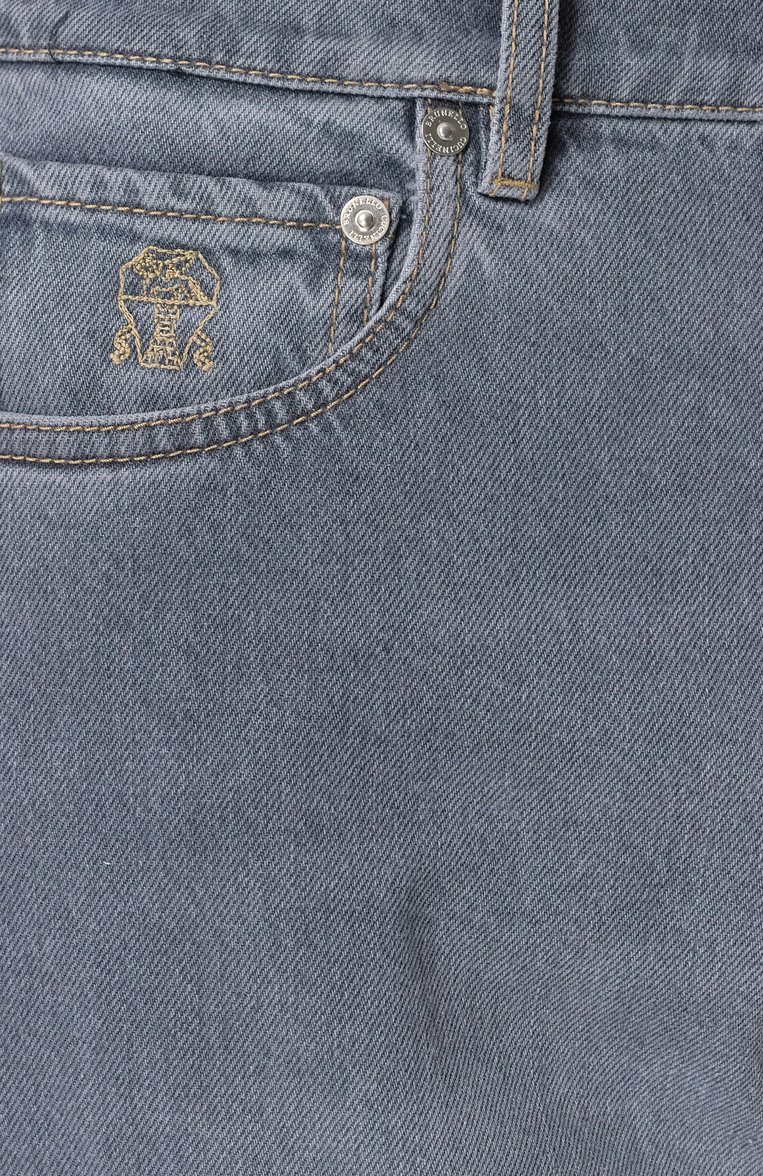 Мужские джинсы iconic fit BRUNELLO CUCINELLI серого цвета, арт. M240P01090 | Фото 6 (Длина (брюки, джинсы): Стандартные; Материал внешний: Хлопок, Деним; Стили: Кэжуэл, Повседневный; Кросс-КТ: Деним; Силуэт М (брюки): Прямые; Автоматизация состава: Проставлено; Автоматизация ТО: Проставлено; Детали: Делаве; Размерность: Идёт в размер)