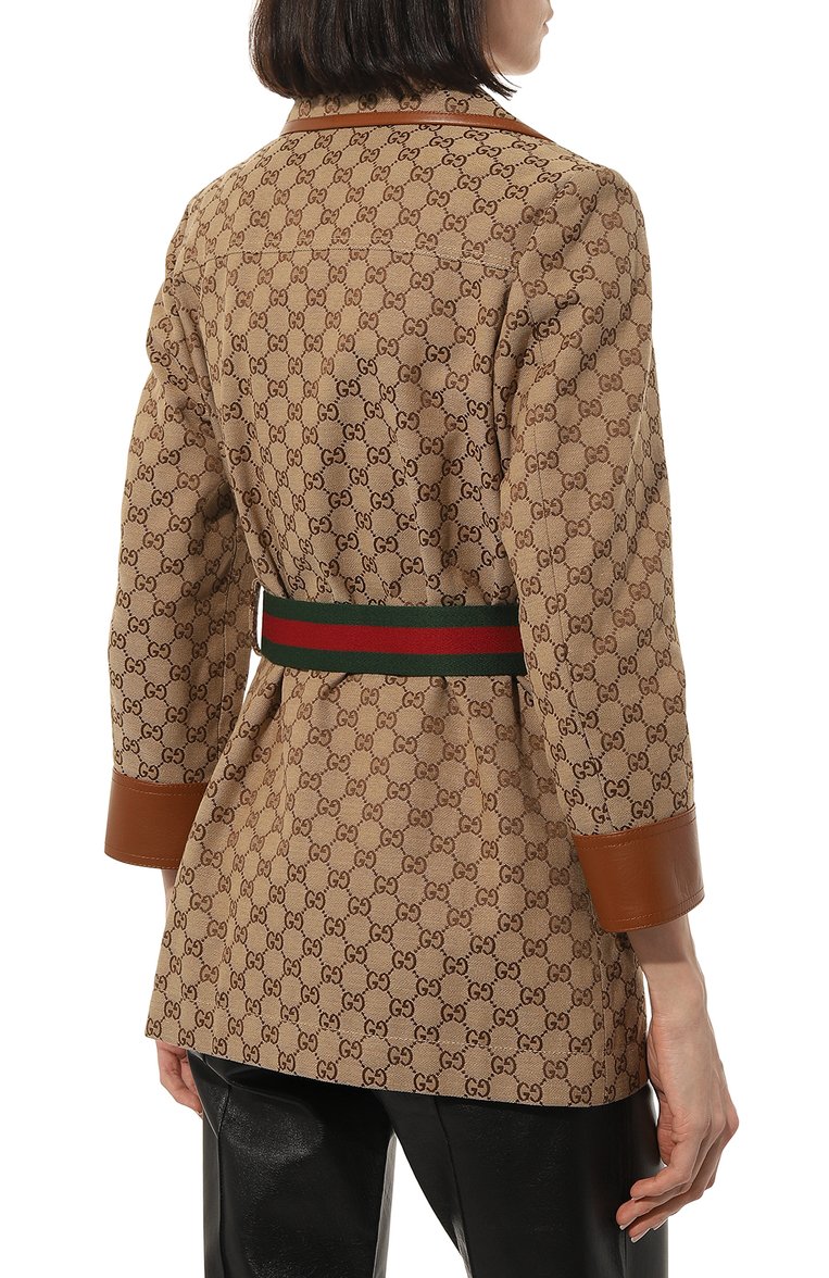 Женский жакет GUCCI бежевого цвета, арт. 682302 Z8AWR | Фото 4 (Материал внешний: Хлопок, Синтетический материал; Длина (для топов): Удлиненные; Рукава: Длинные; Стили: Гламурный; 1-2-бортные: Однобортные; Женское Кросс-КТ: Жакет-одежда; Случай: Повседневный; Драгоценные камни: Проставлено; Нос: Не проставлено; Материал сплава: Проставлено)