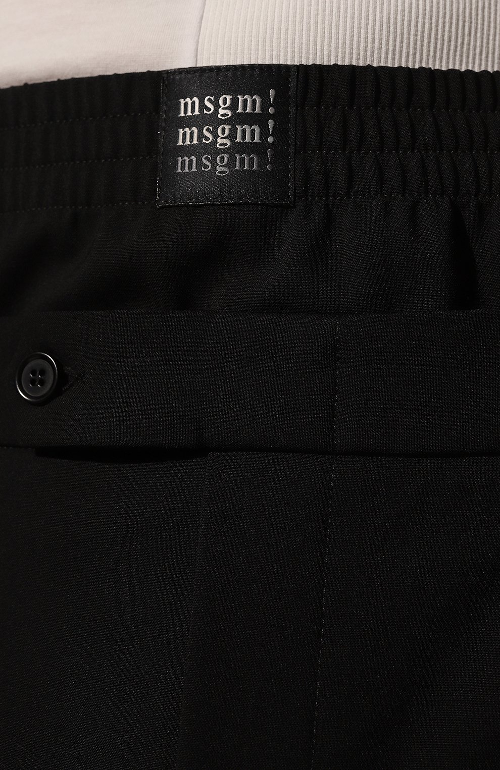 Шерстяные брюки MSGM черного цвета по цене 47500 руб., арт. 3440MP06 237200, фото 5 Шерстяные брюки MSGM, арт. 3440MP06 237200, фото 5