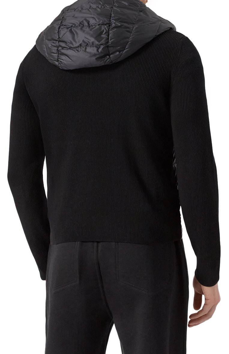Мужской комбинированный кардиган MONCLER черного цвета, арт. 9B00005/M1367 | Фото 4 (Рукава: Длинные; Длина (для топов): Стандартные; Материал внешний: Хлопок; Мужское Кросс-КТ: Кардиган-одежда; Стили: Кэжуэл; Застежка: Молния; Материал утеплителя: Пух и перо)