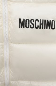 Мужского утепленный жилет MOSCHINO белого цвета, арт. H0S02K/L3A32/10A-14A | Фото 3 (Материал подклада: Синтетический материал; Материал внешний: Синтетический материал; Кросс-КТ: Утепленные; Нос: Не проставлено; Региональные ограничения белый список (Axapta Mercury): Не проставлено)