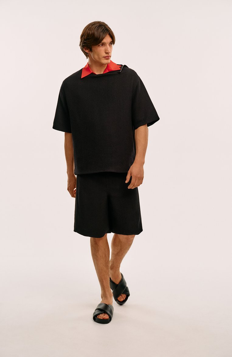 Мужская хлопковая футболка JIL SANDER черного цвета, арт. J22GC0199/J20258 | Фото 7 (Длина (для топов): Стандартные; Рукава: 3/4; Стили: Кэжуэл; Принт: Без принта; Материал внешний: Хлопок, Синтетический материал; Мужское Кросс-КТ: Футболка-одежда; Кросс-КТ: Джерси; Автоматизация ТО: Проставлено; Автоматизация состава: Проставлено; Детали: Без декора)