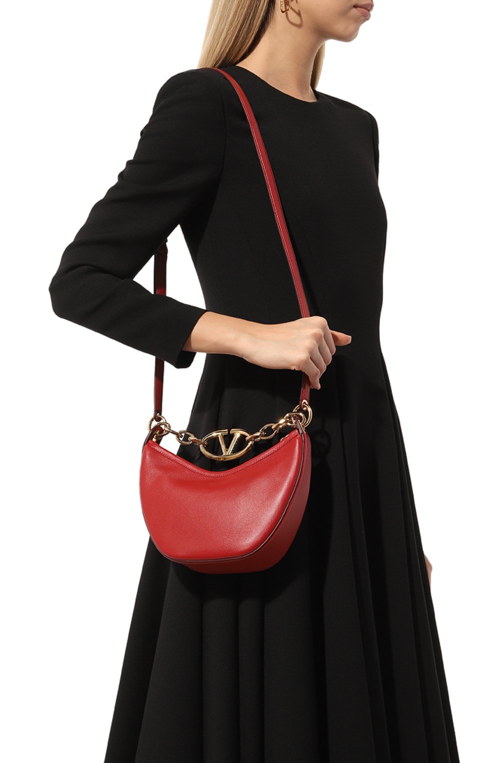 Сумка vlogo moon mini VALENTINO красного цвета по цене 283000 руб., арт. 5W2B0Q43/PHV, фото 2 Сумка vlogo moon mini VALENTINO, арт. 5W2B0Q43/PHV, фото 2