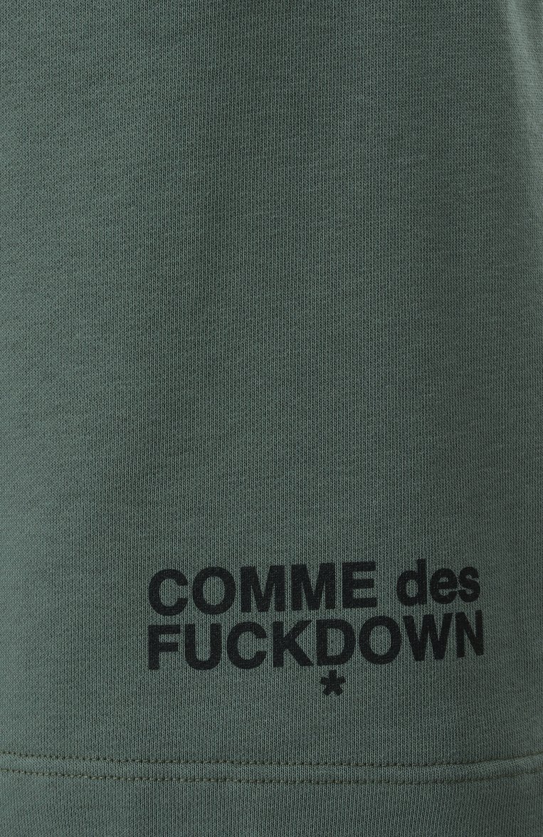 Мужские хлопковые шорты COMME DES FUCKDOWN зеленого цвета, арт. CFABM01505 | Фото 6 (Материал внешний: Хлопок; Случай: Повседневный; Стили: Спорт-шик; Длина Шорты М: Ниже колена; Автоматизация состава: Проставлено; Принт: С принтом; Автоматизация ТО: Проставлено; Детали: Без декора)