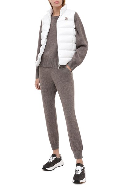 Пуховый жилет MONCLER, арт. F2-093-1A525-00-68950, фото 2