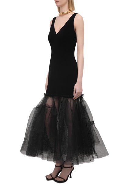 Платье из вискозы ALEXANDER MCQUEEN черного цвета по цене 323500 руб., арт. 659529/Q1AUJ, фото 3 Платье из вискозы ALEXANDER MCQUEEN, арт. 659529/Q1AUJ, фото 3
