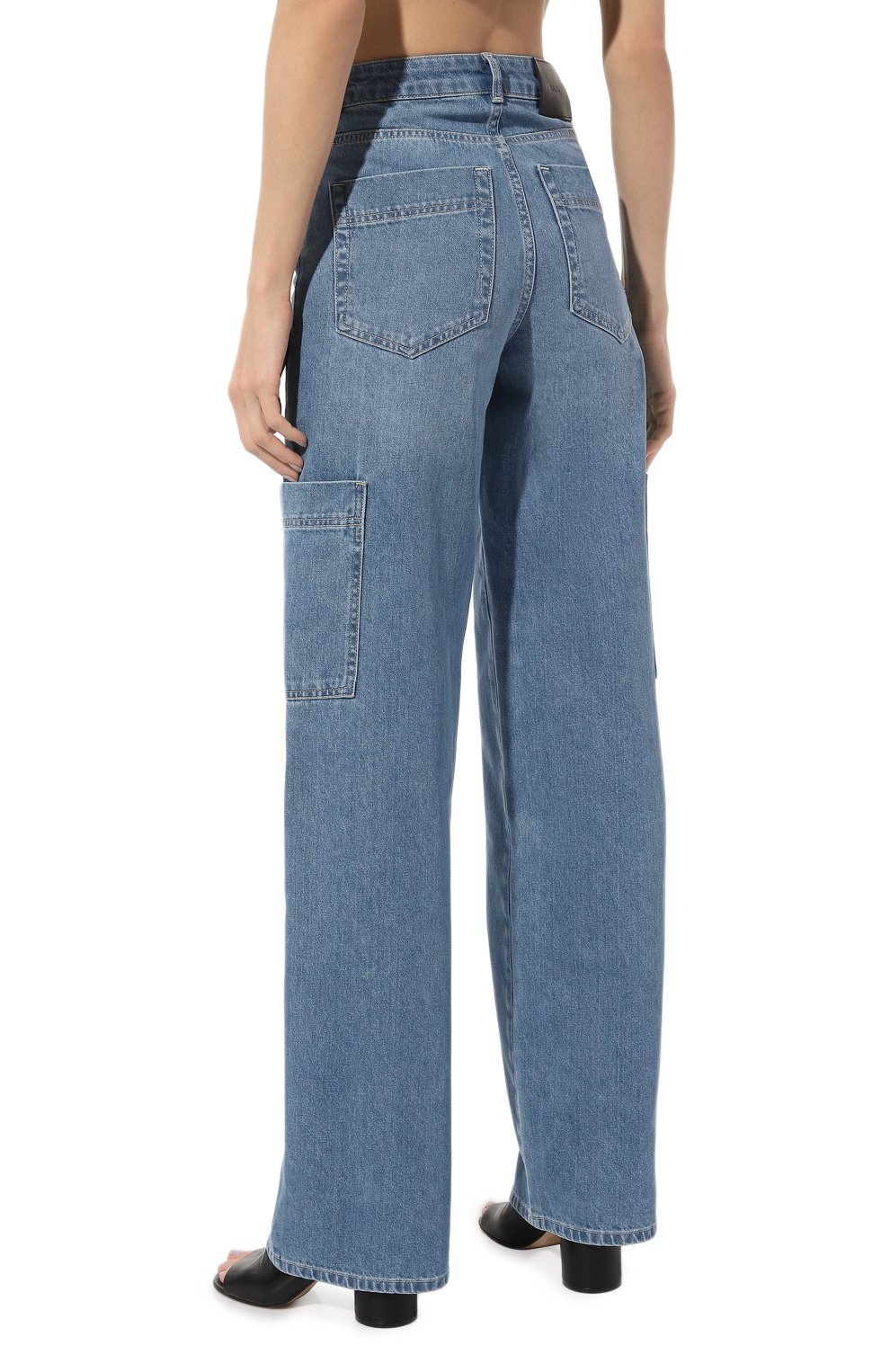 Джинсы BATS голубого цвета по цене 18000 руб., арт. DM_12_100, фото 4 Джинсы BATS, арт. DM_12_100, фото 4