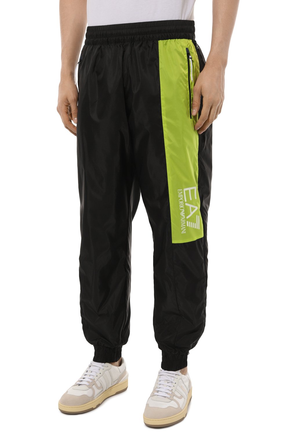 Джоггеры EA7 черного цвета по цене 16900 руб., арт. 3DPP68/PNFHZ, фото 3 Джоггеры EA7, арт. 3DPP68/PNFHZ, фото 3