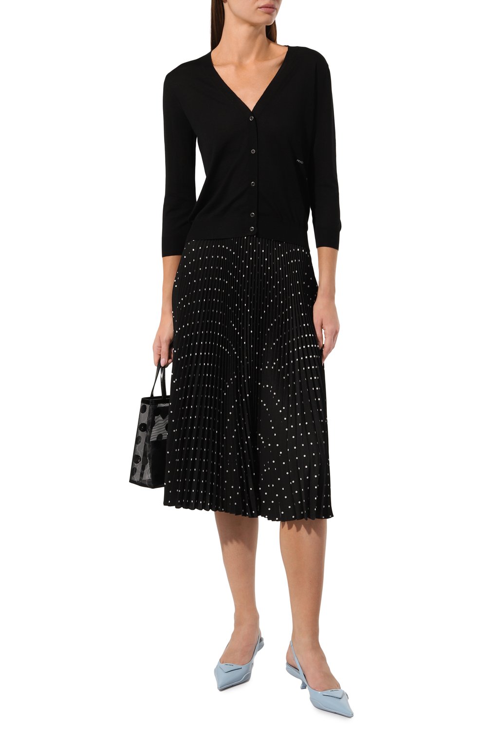 Шерстяной кардиган PRADA черного цвета по цене 110000 руб., арт. P25I17-1S9C-F0002-211, фото 2 Шерстяной кардиган PRADA, арт. P25I17-1S9C-F0002-211, фото 2