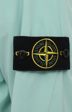 Мужская куртка STONE ISLAND бирюзового цвета, арт. 741540131 | Фото 5 (Рукава: Длинные; Длина (верхняя одежда): Короткие; Материал внешний: Синтетический материал; Материал подклада: Синтетический материал; Стили: Гранж; Кросс-КТ: Ветровки, Куртка, Легкие; Драгоценные камни: Проставлено; Материал сплава: Проставлено)