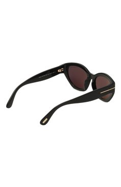 Женские солнцезащитные очки TOM FORD черного цвета, арт. TF1086 01A | Фото 4 (Нос: Не проставлено; Региональные ограничения белый список (Axapta Mercury): Не проставлено; Тип очков: С/з; Материал: Пластик; Оптика Гендер: оптика-женское; Очки форма: Cat-eye)