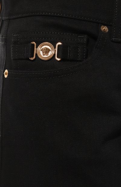 Джинсы VERSACE черного цвета по цене 64950 руб., арт. 1011693/1A08583, фото 5 Джинсы VERSACE, арт. 1011693/1A08583, фото 5