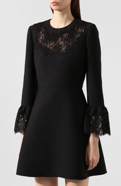 Платье из смеси шерсти и шелка VALENTINO черного цвета по цене 399500 руб., арт. SB3VANB71CF, фото 3 Платье из смеси шерсти и шелка VALENTINO, арт. SB3VANB71CF, фото 3