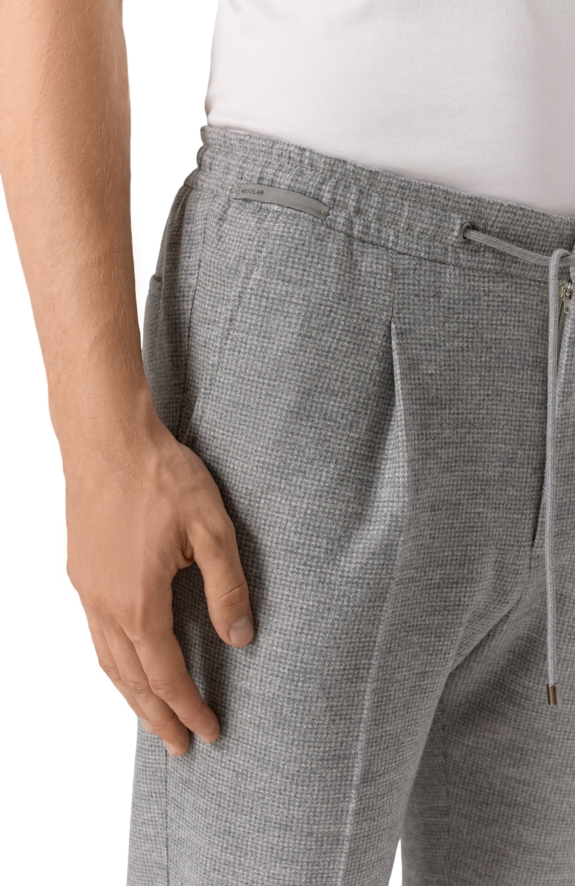 Шерстяные брюки CORNELIANI серого цвета по цене 74050 руб., арт. 264L19-2617800, фото 5 Шерстяные брюки CORNELIANI, арт. 264L19-2617800, фото 5