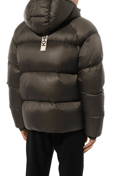 Пуховик KHRISJOY темно-зеленого цвета по цене 153500 руб., арт. KMF24R0611/NY0006, фото 4 Пуховик KHRISJOY, арт. KMF24R0611/NY0006, фото 4
