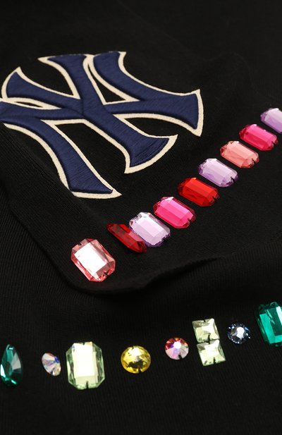 Шерстяной шарф gucci x ny yankees GUCCI черного цвета по цене 79200 руб., арт. 543715 3G206, фото 4 Шерстяной шарф gucci x ny yankees GUCCI, арт. 543715 3G206, фото 4