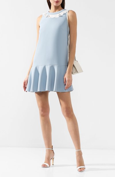 Платье с оборкой REDVALENTINO голубого цвета по цене 34550 руб., арт. RR3VAB75/DIP, фото 2 Платье с оборкой REDVALENTINO, арт. RR3VAB75/DIP, фото 2