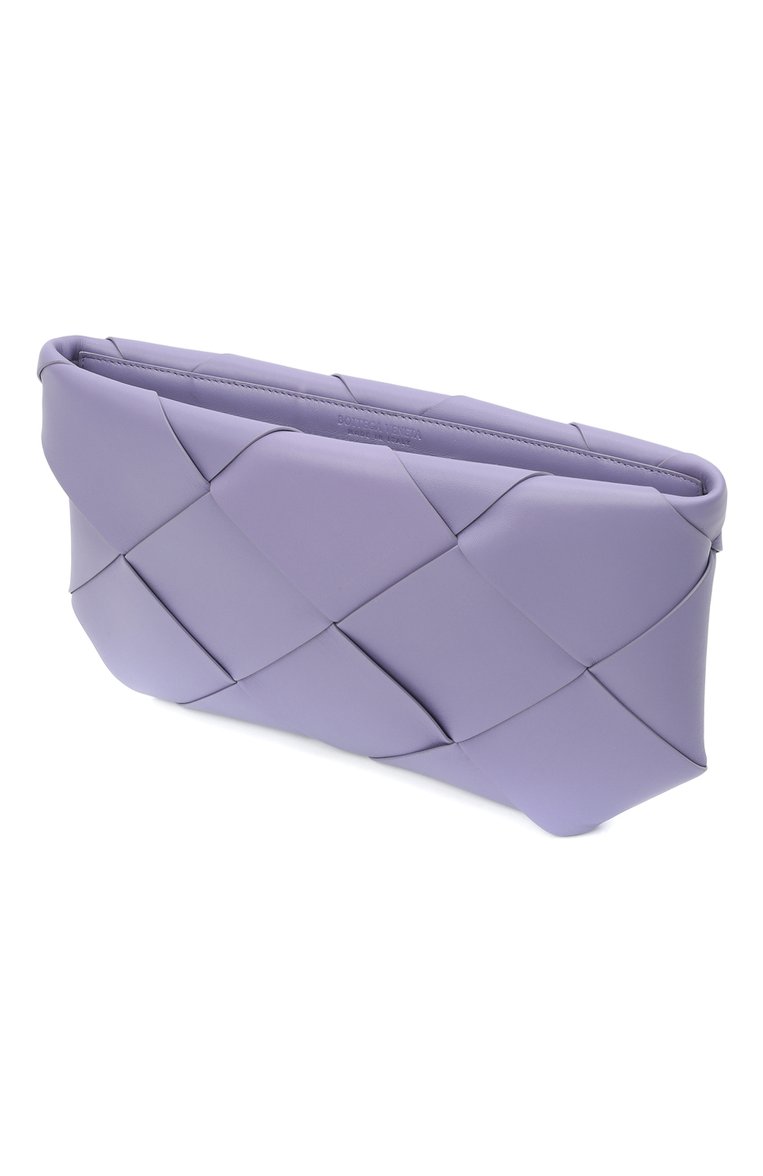 Женская кожаная косметичка BOTTEGA VENETA сиреневого цвета, арт. 577771/VMAY4 | Фото 3 (Региональные ограничения белый список (Axapta Mercury): RU; Материал: Натуральная кожа; Нос: Не проставлено)