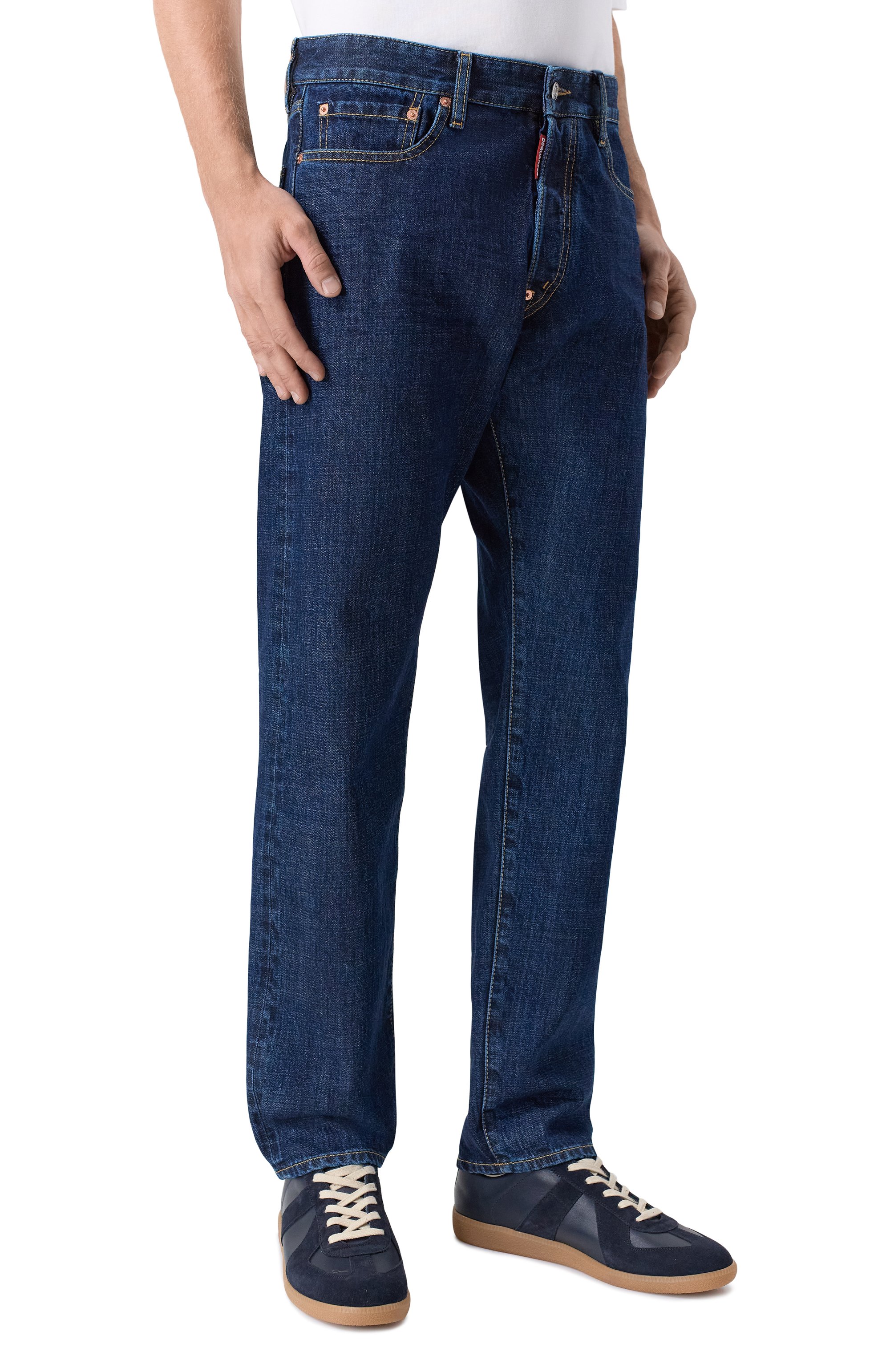 Джинсы tomboy DSQUARED2 темно-синего цвета по цене 98750 руб., арт. S74LB1817/S30833, фото 3 Джинсы tomboy DSQUARED2, арт. S74LB1817/S30833, фото 3