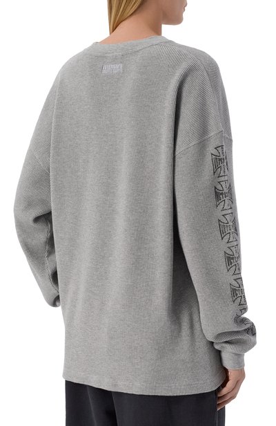 Хлопковый лонгслив VETEMENTS серого цвета по цене 109500 руб., арт. MH27LS264G, фото 4 Хлопковый лонгслив VETEMENTS, арт. MH27LS264G, фото 4