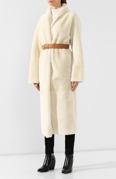 Двусторонняя дубленка LORO PIANA бежевого цвета по цене 1335000 руб., арт. FAI7016, фото 3 Двусторонняя дубленка LORO PIANA, арт. FAI7016, фото 3