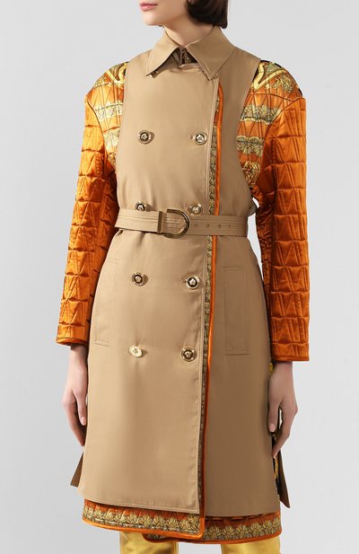 Пальто VERSACE бежевого цвета по цене 665500 руб., арт. A84139/A226116, фото 3 Пальто VERSACE, арт. A84139/A226116, фото 3