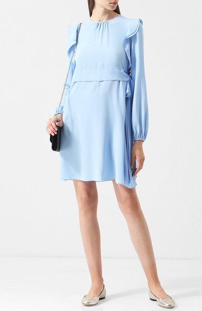 Балетки lauren из металлизированной кожи с фигурным вырезом CHLOÉ серебряного цвета по цене 48700 руб., арт. CHC15W16046, фото 2 Балетки lauren из металлизированной кожи с фигурным вырезом CHLOÉ, арт. CHC15W16046, фото 2