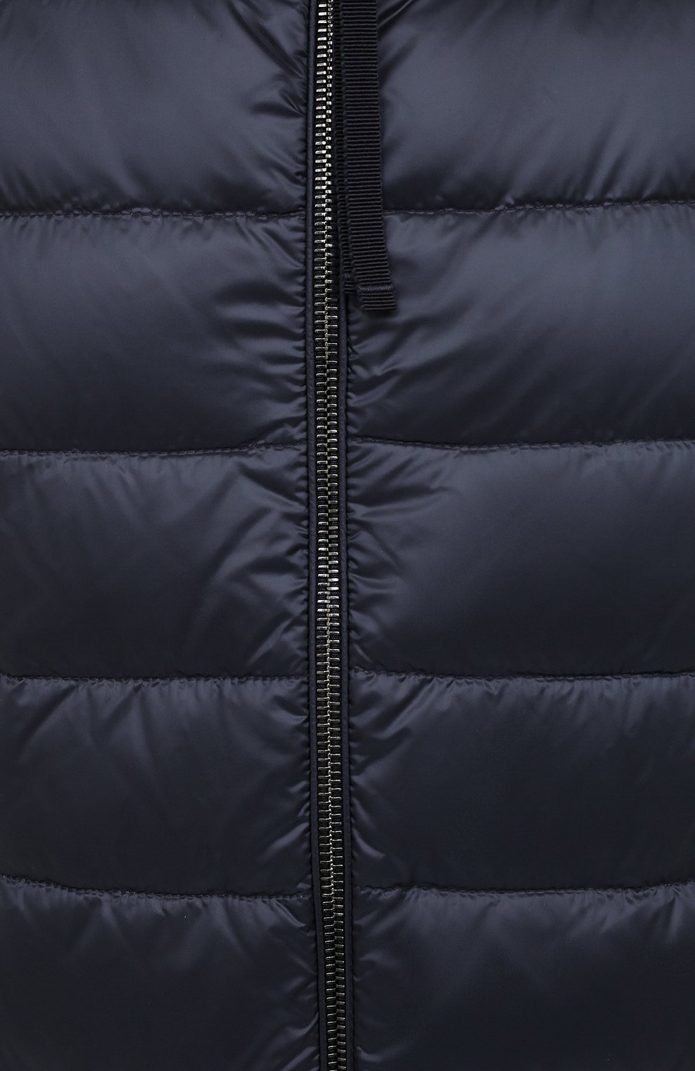 Пуховая куртка MONCLER темно-синего цвета по цене 82100 руб., арт. F2-093-9B512-00-A9018, фото 5 Пуховая куртка MONCLER, арт. F2-093-9B512-00-A9018, фото 5