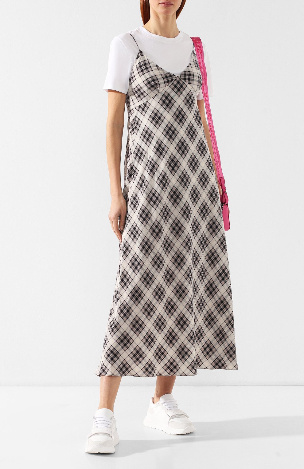 Шелковое платье MARC JACOBS (THE) бежевого цвета по цене 47150 руб., арт. M4007788, фото 2 Шелковое платье MARC JACOBS (THE), арт. M4007788, фото 2