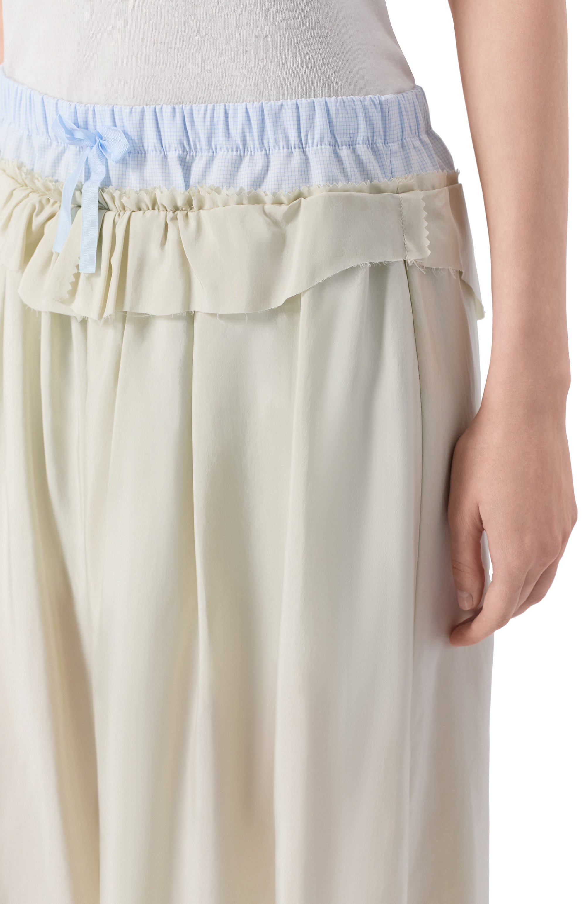 Юбка из вискозы MAISON MARGIELA кремового цвета по цене 171500 руб., арт. S51ME0037/S76632, фото 5 Юбка из вискозы MAISON MARGIELA, арт. S51ME0037/S76632, фото 5