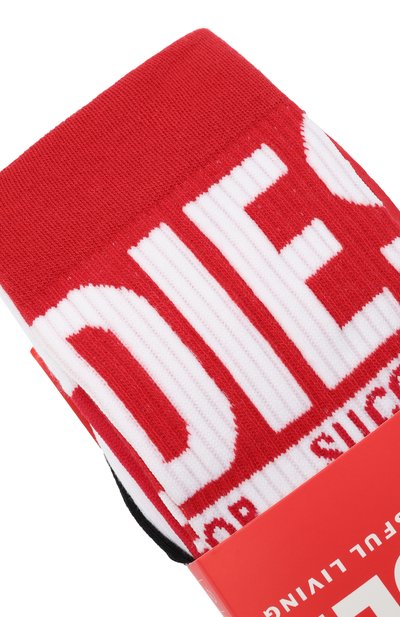 Комплект из трех пар носков DIESEL разноцветного цвета по цене 3195 руб., арт. 00SAYJ/2QATV, фото 2 Комплект из трех пар носков DIESEL, арт. 00SAYJ/2QATV, фото 2