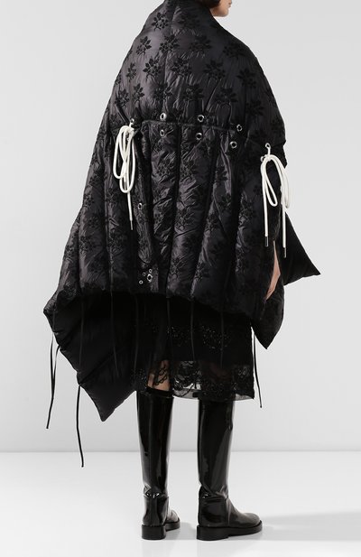 Пуховик 4 moncler simone rocha MONCLER GENIUS черного цвета по цене 187500 руб., арт. E2-09W-49307-00-54AE4, фото 4 Пуховик 4 moncler simone rocha MONCLER GENIUS, арт. E2-09W-49307-00-54AE4, фото 4
