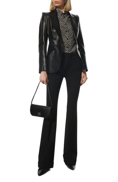 Шерстяные брюки SAINT LAURENT черного цвета по цене 104500 руб., арт. 679952/Y512W, фото 2 Шерстяные брюки SAINT LAURENT, арт. 679952/Y512W, фото 2