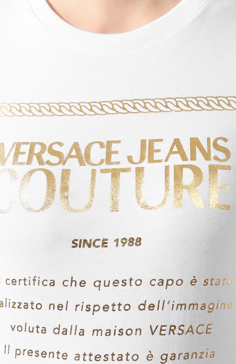 Женская хлопковая футболка VERSACE JEANS COUTURE белого цвета, арт. B2HVA7T1-VDP608 48 F0IL/30320 | Фото 5 (Рукава: Короткие; Материал внешний: Хлопок; Длина (для топов): Стандартные; Стили: Кэжуэл, Гламурный; Женское Кросс-КТ: Футболка-одежда; Принт: С принтом; Материал сплава: Проставлено; Драгоценные камни: Проставлено)