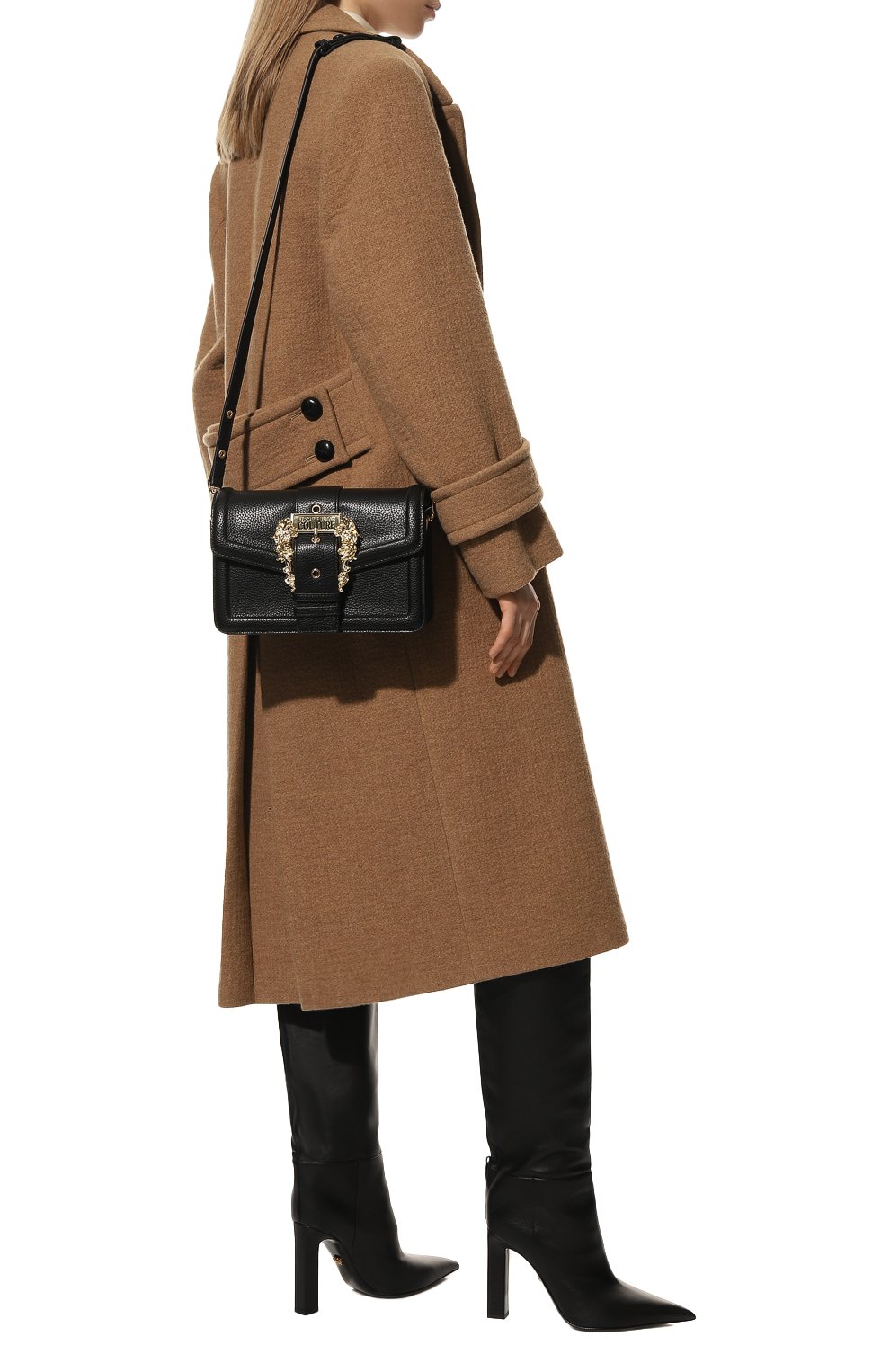 Сумка VERSACE JEANS COUTURE черного цвета по цене 22850 руб., арт. 73VA4BF1-RANGE F-C0UTURE 01. SKETCH 1/ZS413, фото 7 Сумка VERSACE JEANS COUTURE, арт. 73VA4BF1-RANGE F-C0UTURE 01. SKETCH 1/ZS413, фото 7