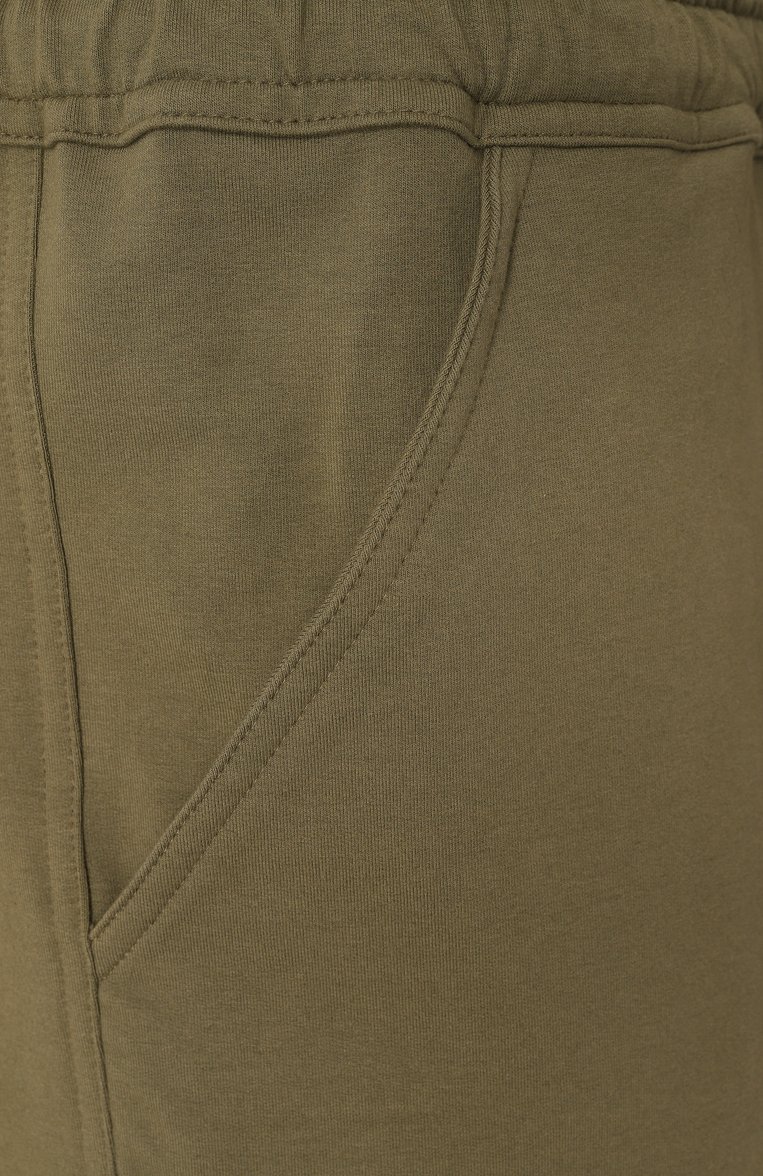 Мужские хлопковые шорты KITON хаки цвета, арт. UPSH0RTH0805284 | Фото 6 (Длина Шорты М: До колена; Материал внешний: Хлопок; Случай: Повседневный; Принт: Без принта; Стили: Милитари; Автоматизация ТО: Проставлено; Автоматизация состава: Проставлено; Детали: Без декора)