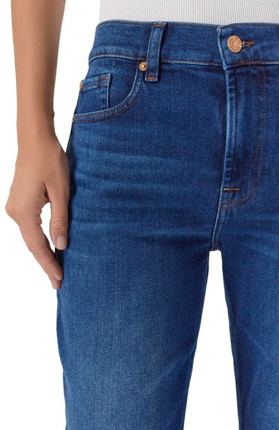 Джинсы relaxed skinny 7 FOR ALL MANKIND синего цвета по цене 31900 руб., арт. 7UC30G98-301, фото 5 Джинсы relaxed skinny 7 FOR ALL MANKIND, арт. 7UC30G98-301, фото 5
