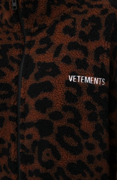 Куртка VETEMENTS леопардового цвета по цене 76350 руб., арт. UE51JA200L 1303/W, фото 5 Куртка VETEMENTS, арт. UE51JA200L 1303/W, фото 5