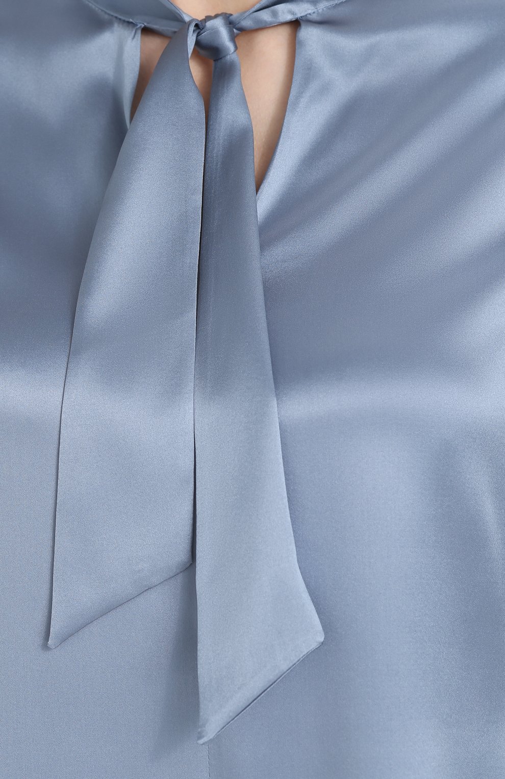 Атласная блузка ARMANI COLLEZIONI голубого цвета по цене 43350 руб., арт. ZMC13T/ZM301, фото 5 Атласная блузка ARMANI COLLEZIONI, арт. ZMC13T/ZM301, фото 5