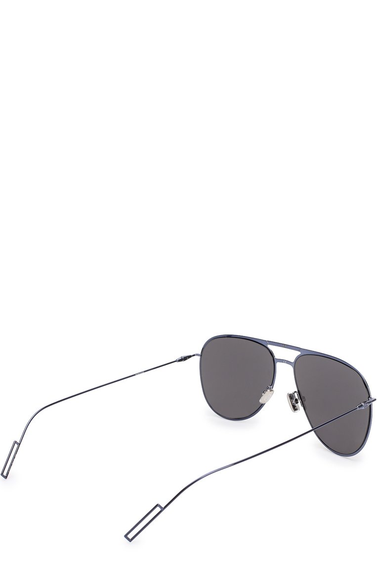 Женские солнцезащитные очки DIOR EYEWEAR темно-синего цвета, арт. DI0R0205FS SV0 | Фото 4 (Материал внутренний: Не назначено; Региональные ограничения белый список (Axapta Mercury): Не проставлено; Нос: Не проставлено; Тип очков: С/з)